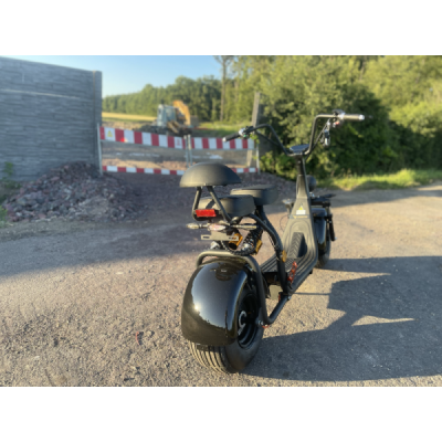Elektrokoloběžka Lera Scooters C1+ 1500W černá