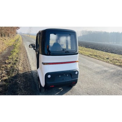 Tříkolka Leramotors E1, bílá, možnost i bez řidičáku