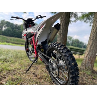 Pitbike Leramotors Killer 250cc 21/18 červená