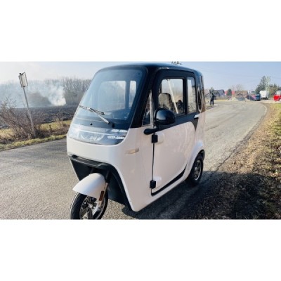 Tříkolka Leramotors E1, bílá, možnost i bez řidičáku