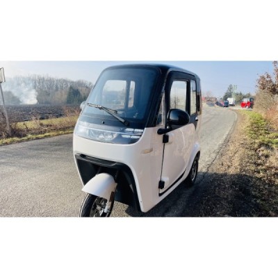 Tříkolka Leramotors E1, bílá, možnost i bez řidičáku