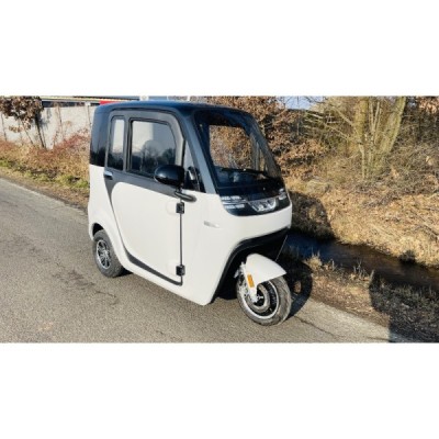 Tříkolka Leramotors E1, bílá, možnost i bez řidičáku
