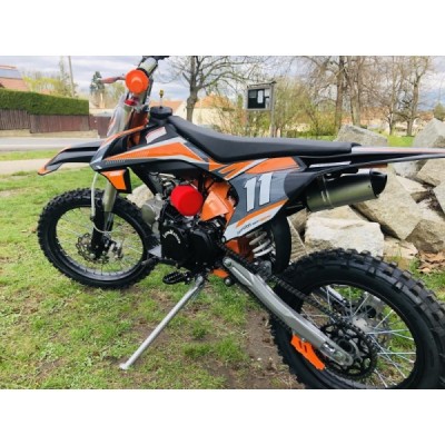 Dětská benzínová motorka Pitbike Leramotors Shark 125ccm E-Start 4T 17/14 Oranžová